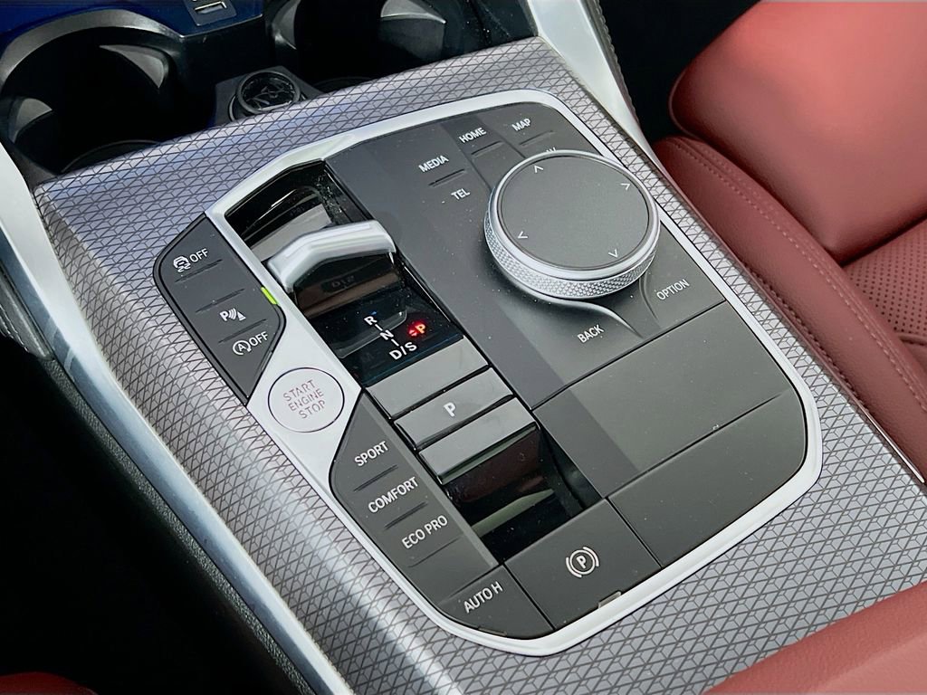 Used 2026 BMW 230i Coupe w/ Premium Package image 17