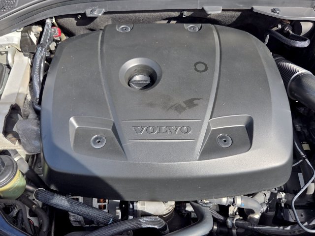 Used 2015 Volvo XC60 T5 Platinum w/ Inscription Package FWD image 21