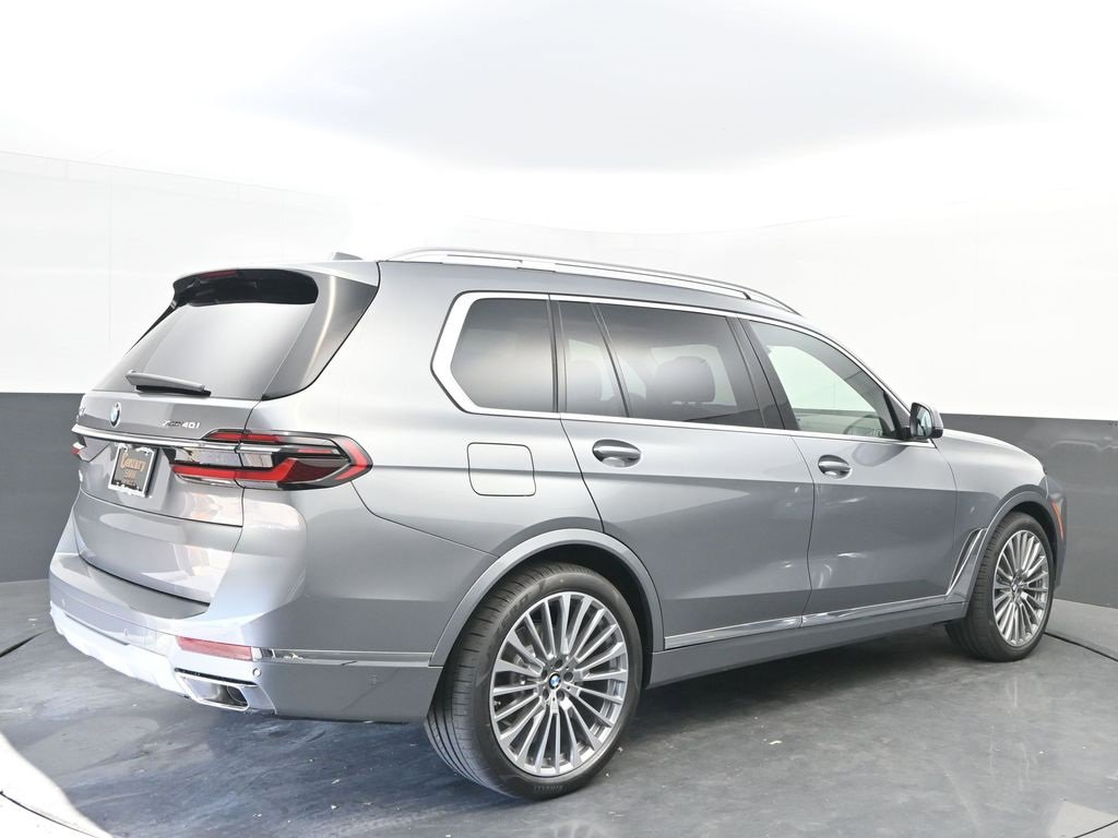 New 2026 BMW X7 xDrive40i image 7
