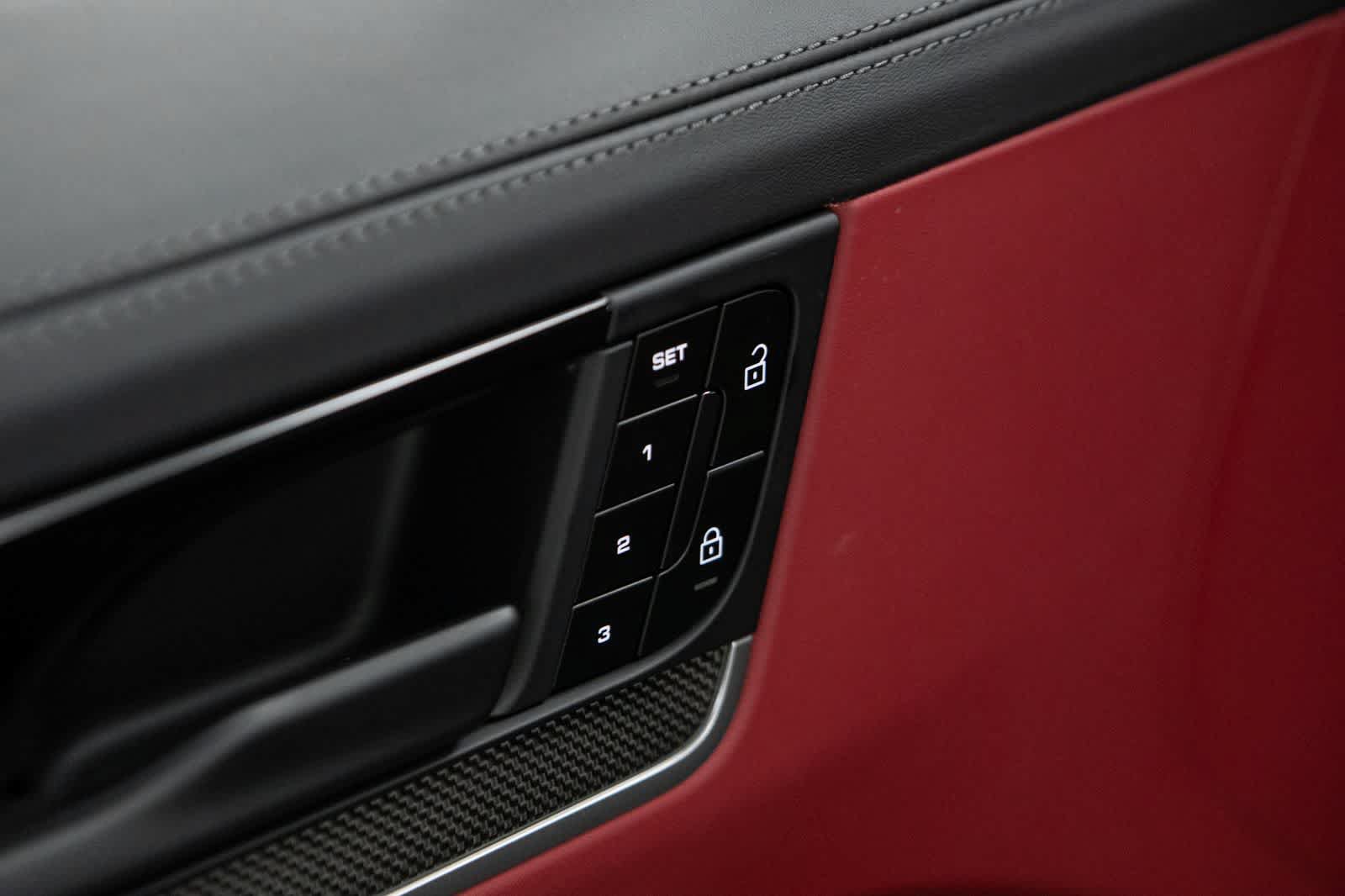 New 2026 Porsche Cayenne Turbo AWD/4WD image 25