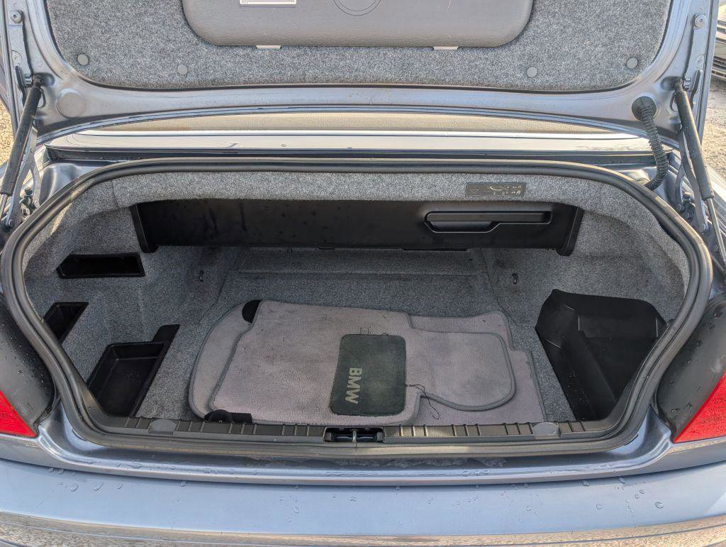 Used 2003 BMW 330Ci Convertible image 22