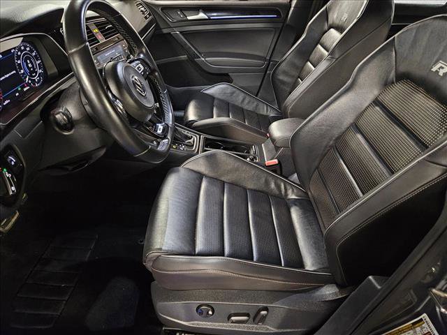 Used 2019 Volkswagen Golf 4-Door image 17