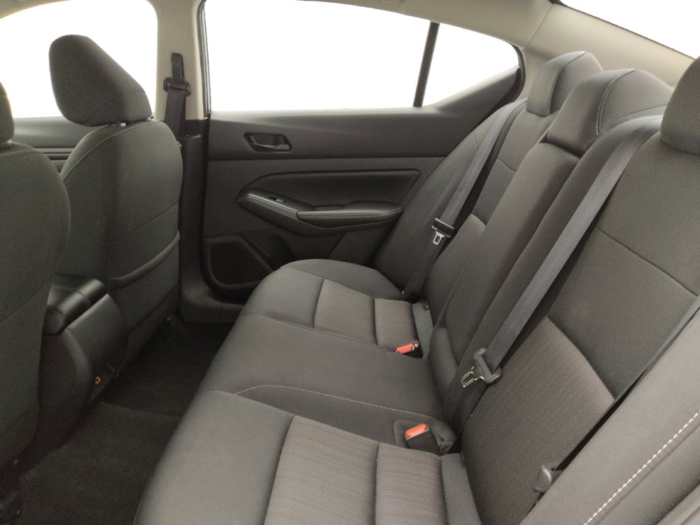 Used 2024 Nissan Altima 2.5 SV image 18