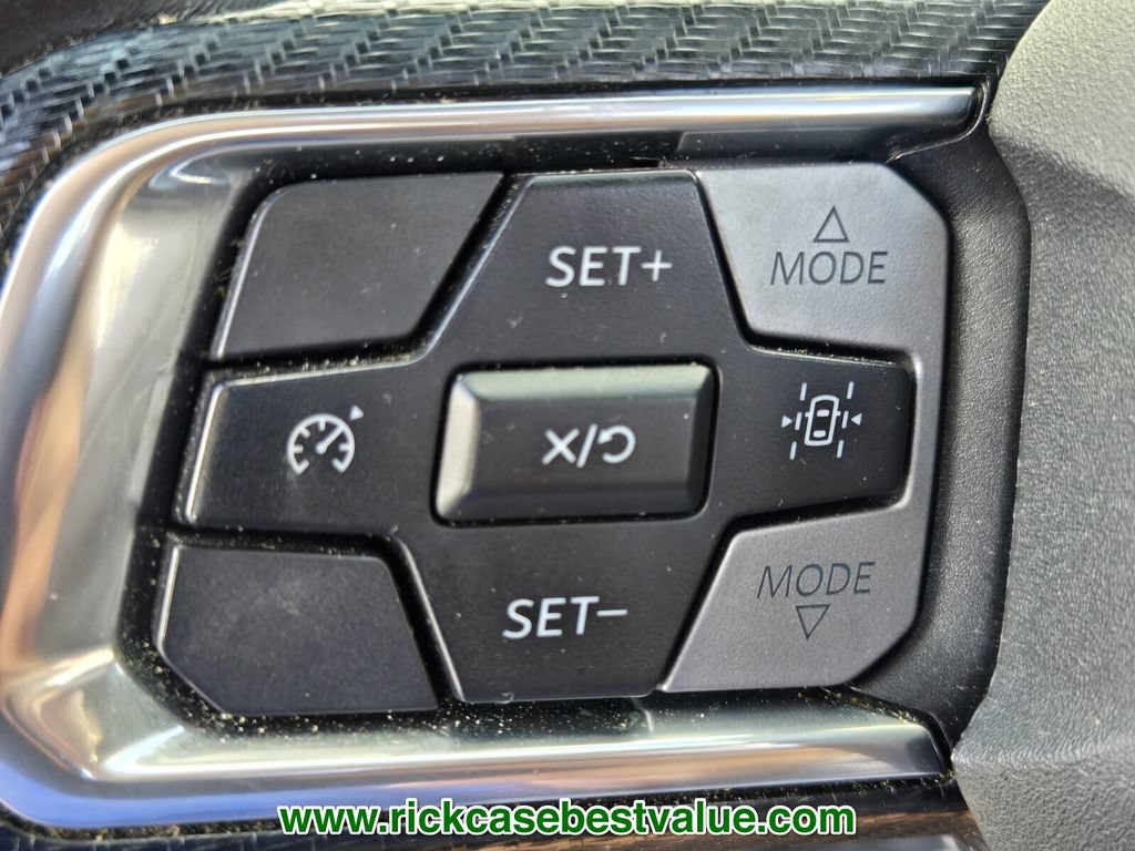 Used 2024 Ford Mustang Premium RWD image 23