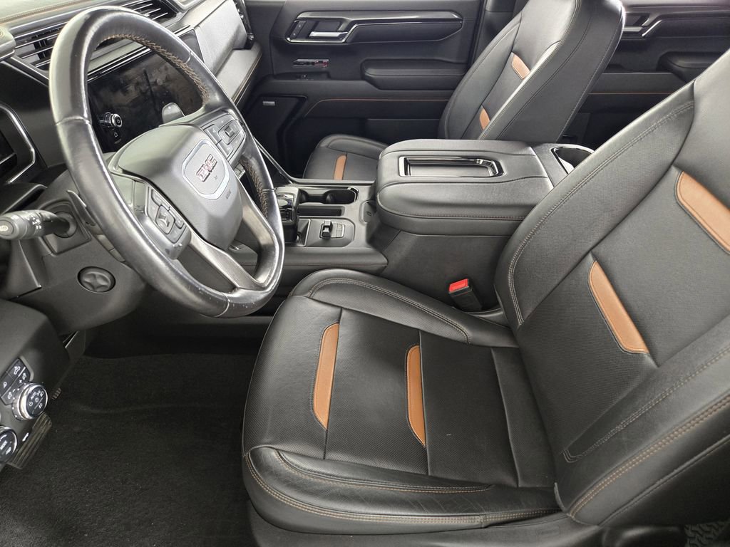 Used 2022 GMC Sierra 1500 AT4 w/ AT4 Premium Package AWD/4WD image 14