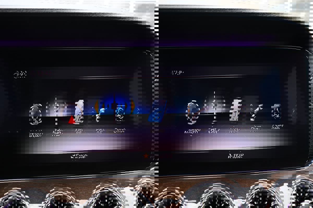 Used 2020 Mercedes-Benz CLS 450 w/ Premium Package image 22