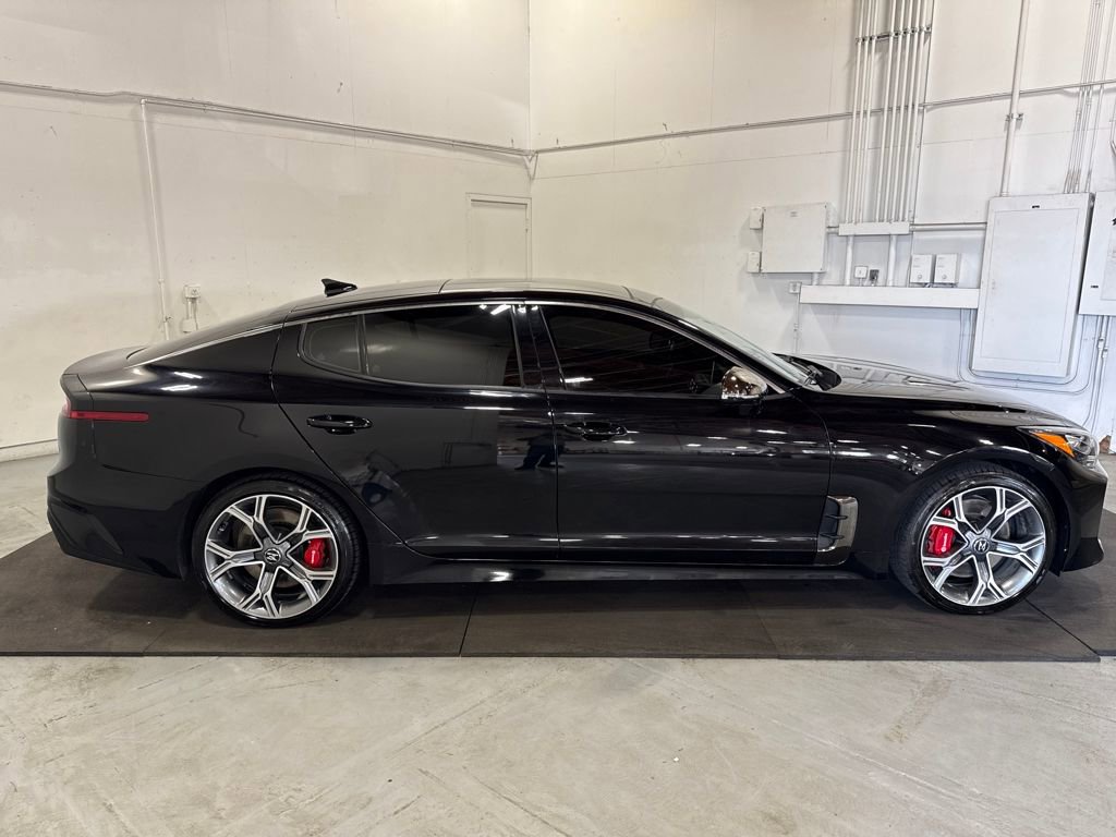 Used 2020 Kia Stinger GT2 image 8