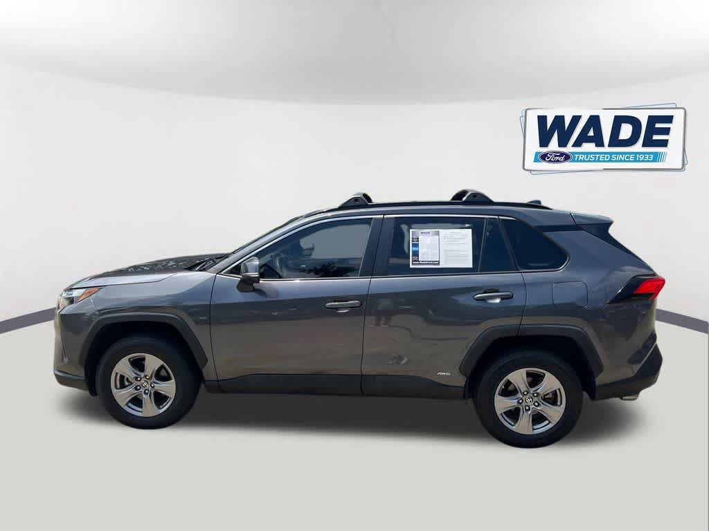 Used 2024 Toyota RAV4 LE AWD/4WD image 8