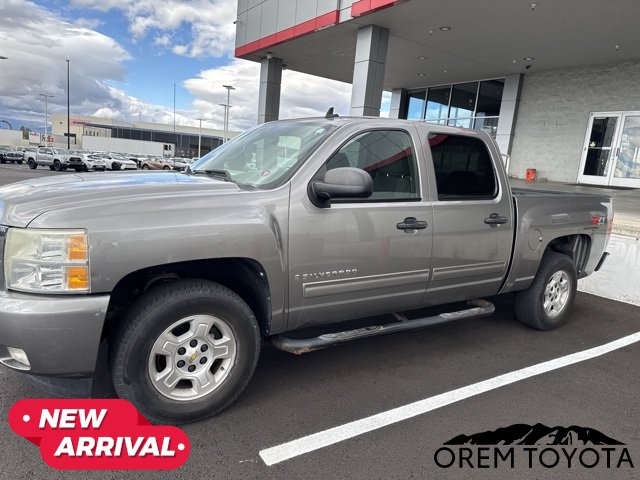 Used 2009 Chevrolet Silverado 1500 LT w/ Power Pack Plus AWD/4WD image 2