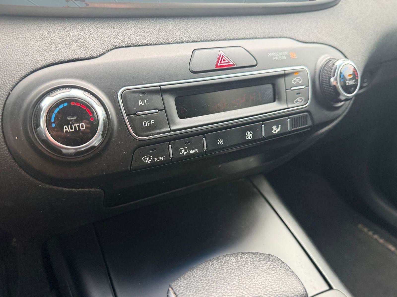 Used 2019 Kia Sorento LX V6 image 27