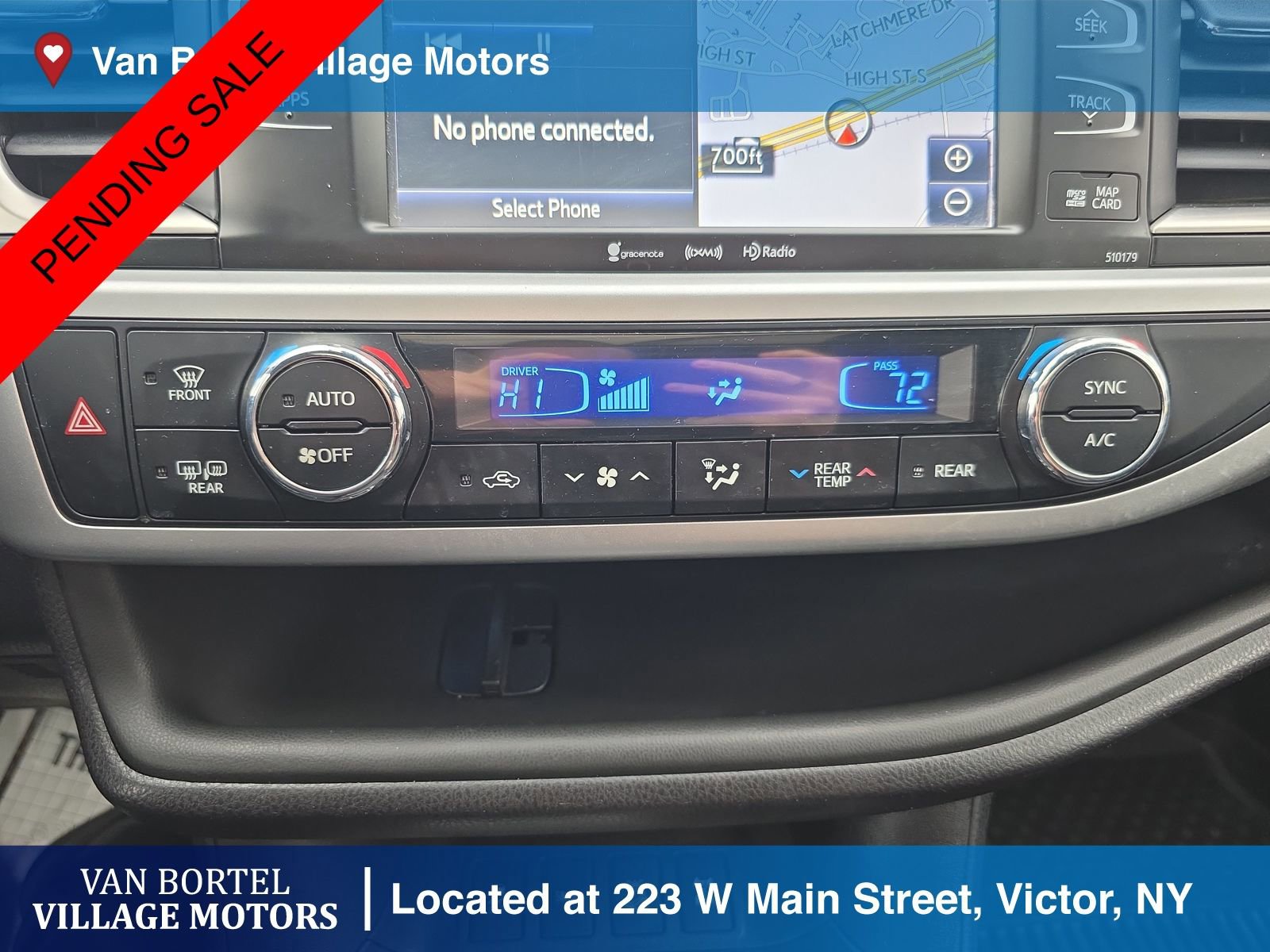 Used 2018 Toyota Highlander SE image 20