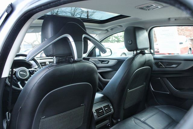 Used 2020 Jaguar XE S image 36