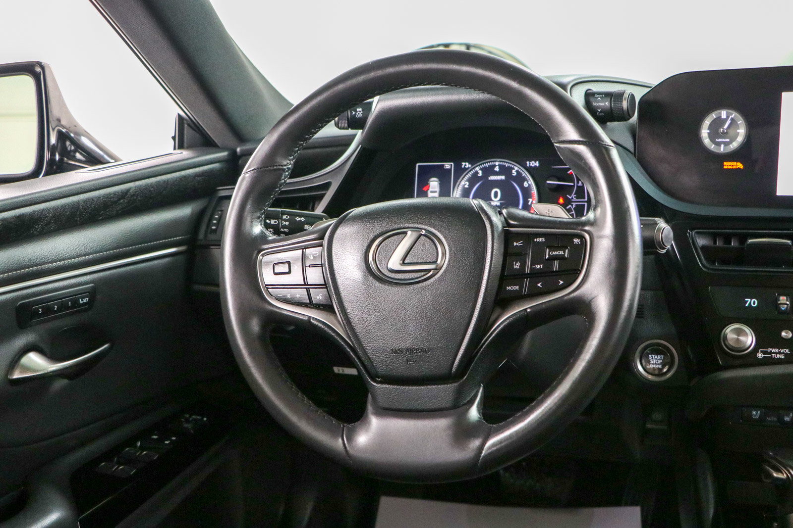 Used 2024 Lexus ES 350 w/ Premium Package FWD image 12