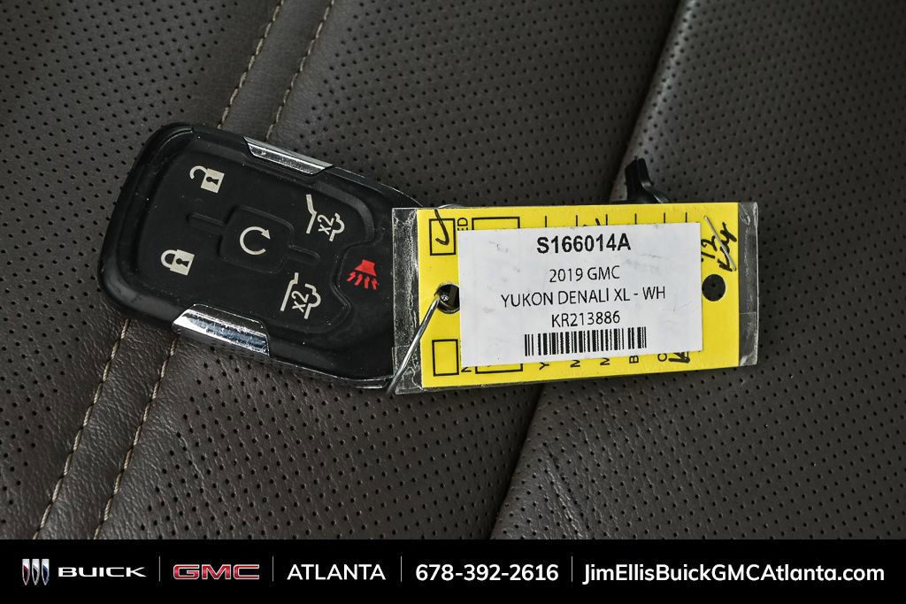 Used 2019 GMC Yukon XL Denali image 41