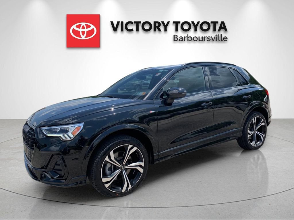Used 2024 Audi Q3 2.0T Premium Plus AWD/4WD image 1