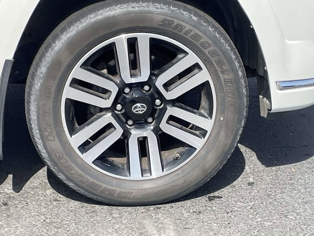 Used 2020 Toyota 4Runner Limited image 12