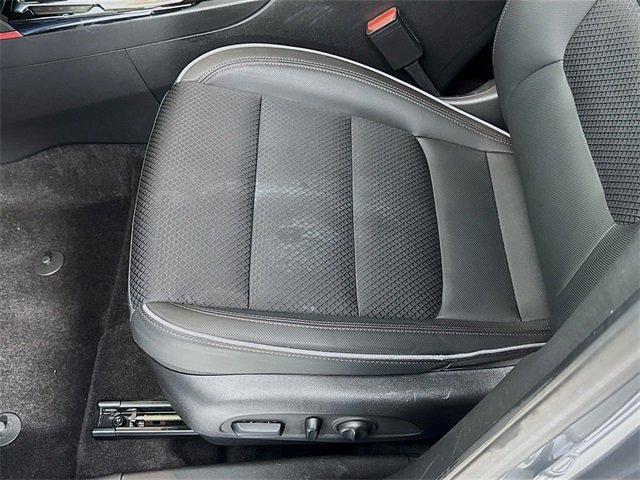 Used 2022 Chevrolet TrailBlazer RS w/ Sun and Liftgate Package image 22