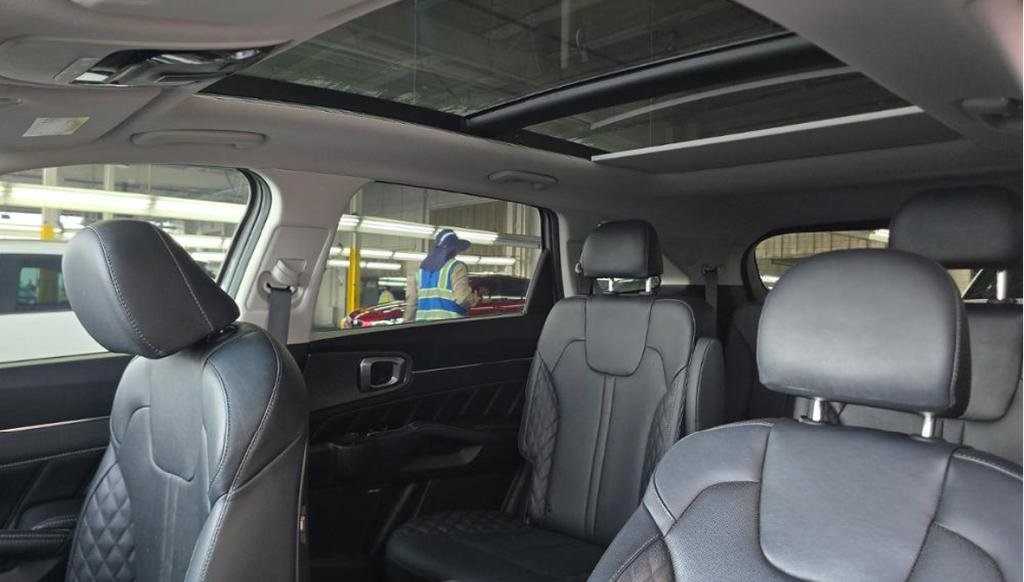 Used 2022 Kia Sorento SX FWD image 14