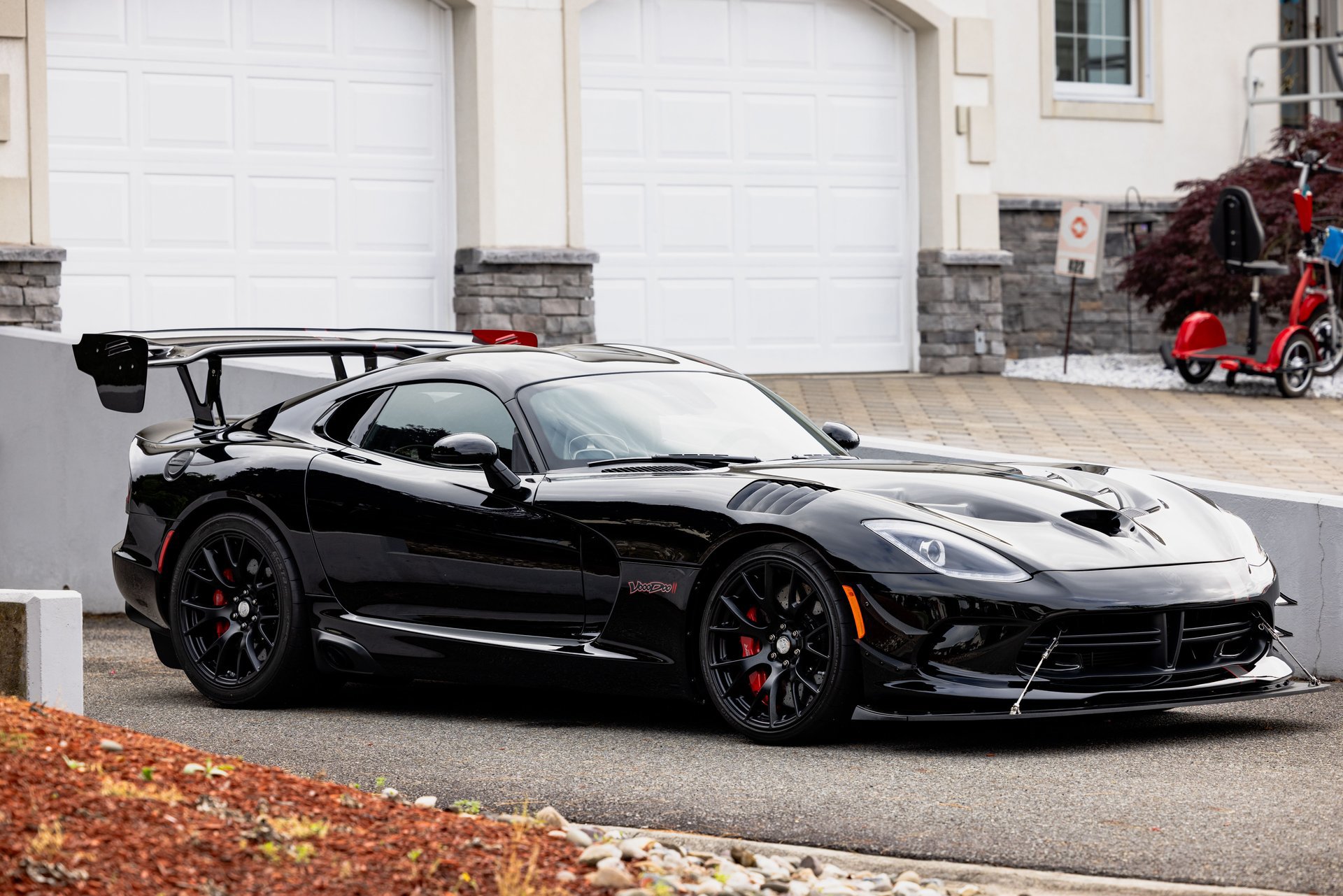 Used 2017 Dodge Viper GTC w/ ACR Package RWD image 4