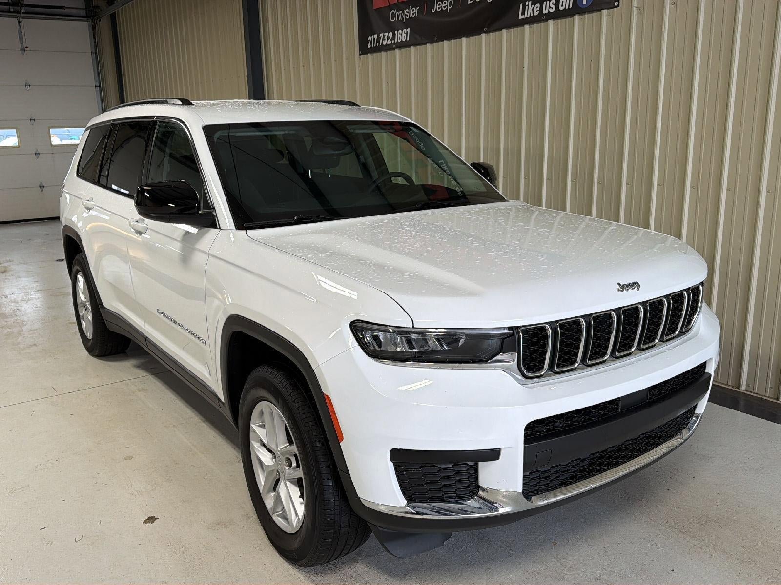 Used 2023 Jeep Grand Cherokee L Laredo w/ Luxury Tech Group I image 5