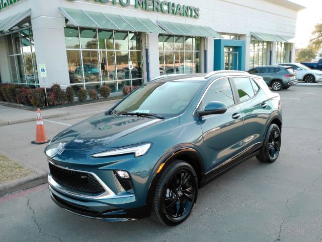 Used 2026 Buick Encore GX Sport Touring w/ Comfort Package image 1