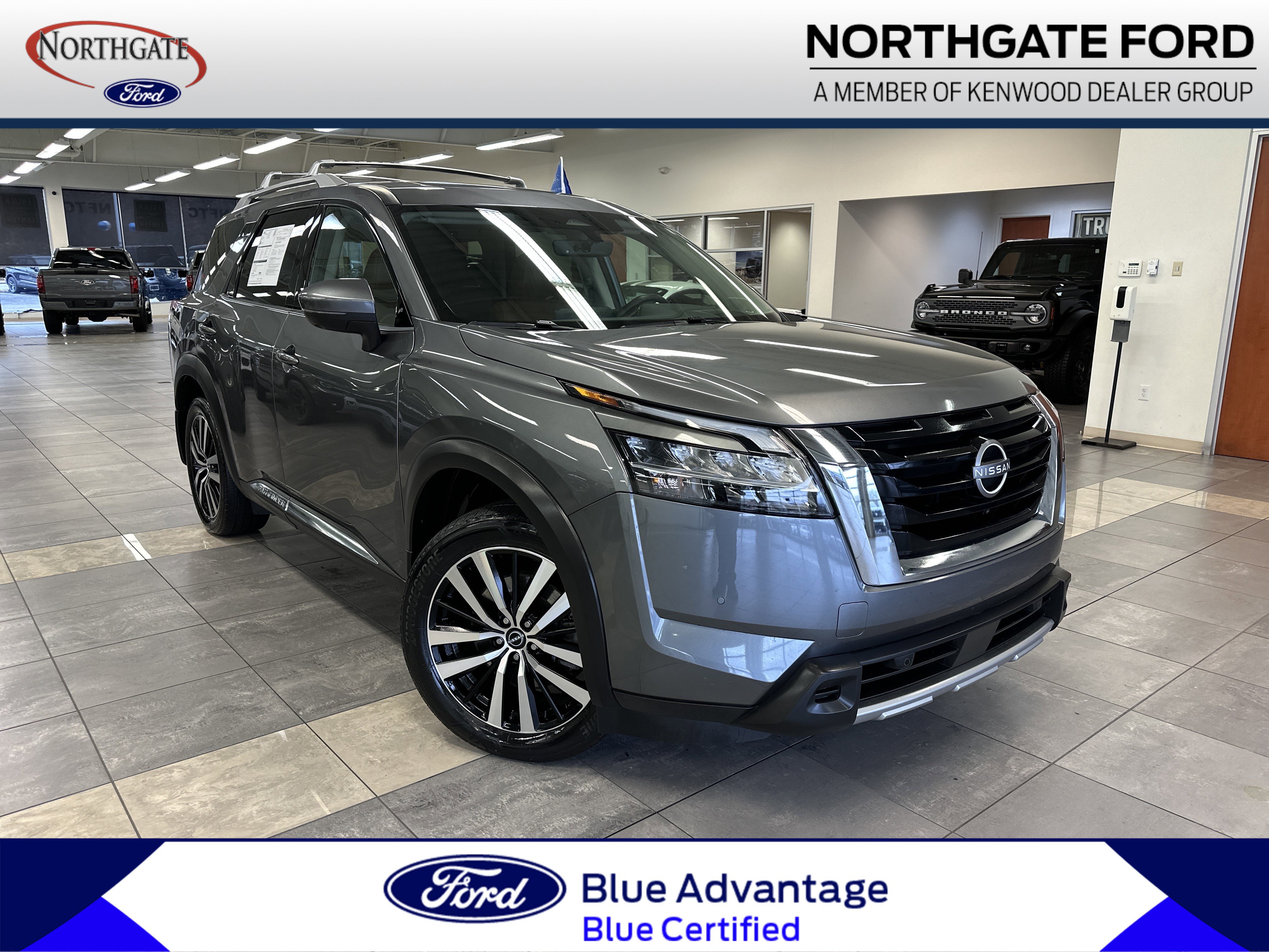 Used 2023 Nissan Pathfinder Platinum