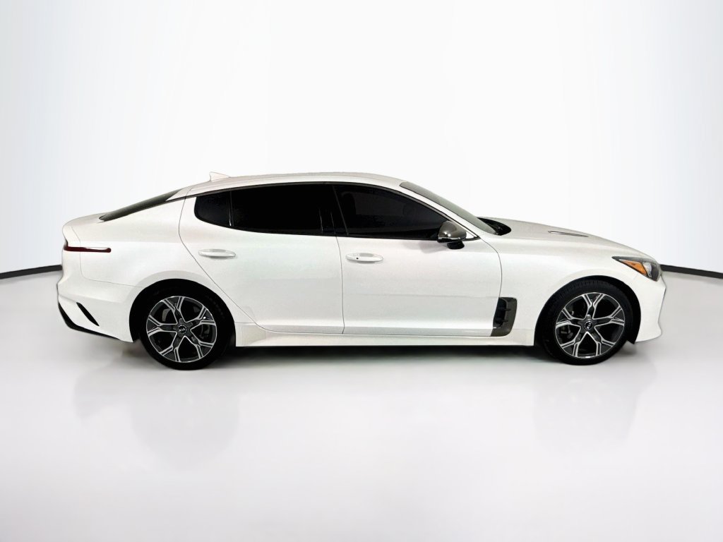 Used 2020 Kia Stinger GT-Line RWD image 4
