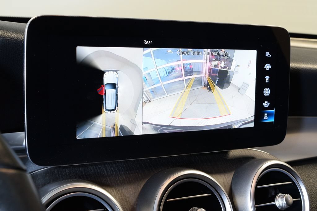 Used 2021 Mercedes-Benz GLC 300 4MATIC image 24