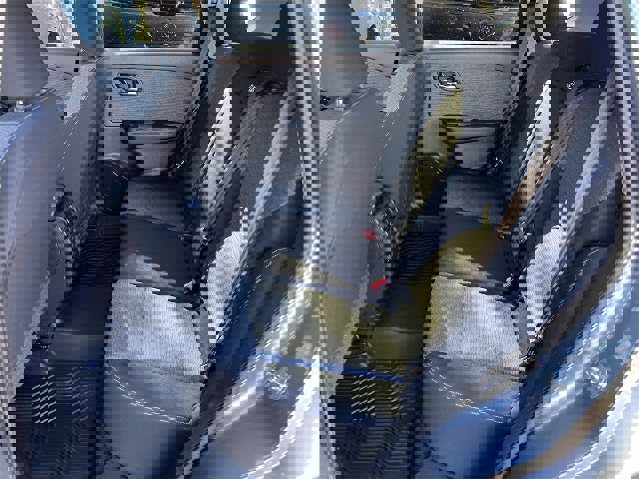 Certified 2023 Nissan Rogue SV image 24