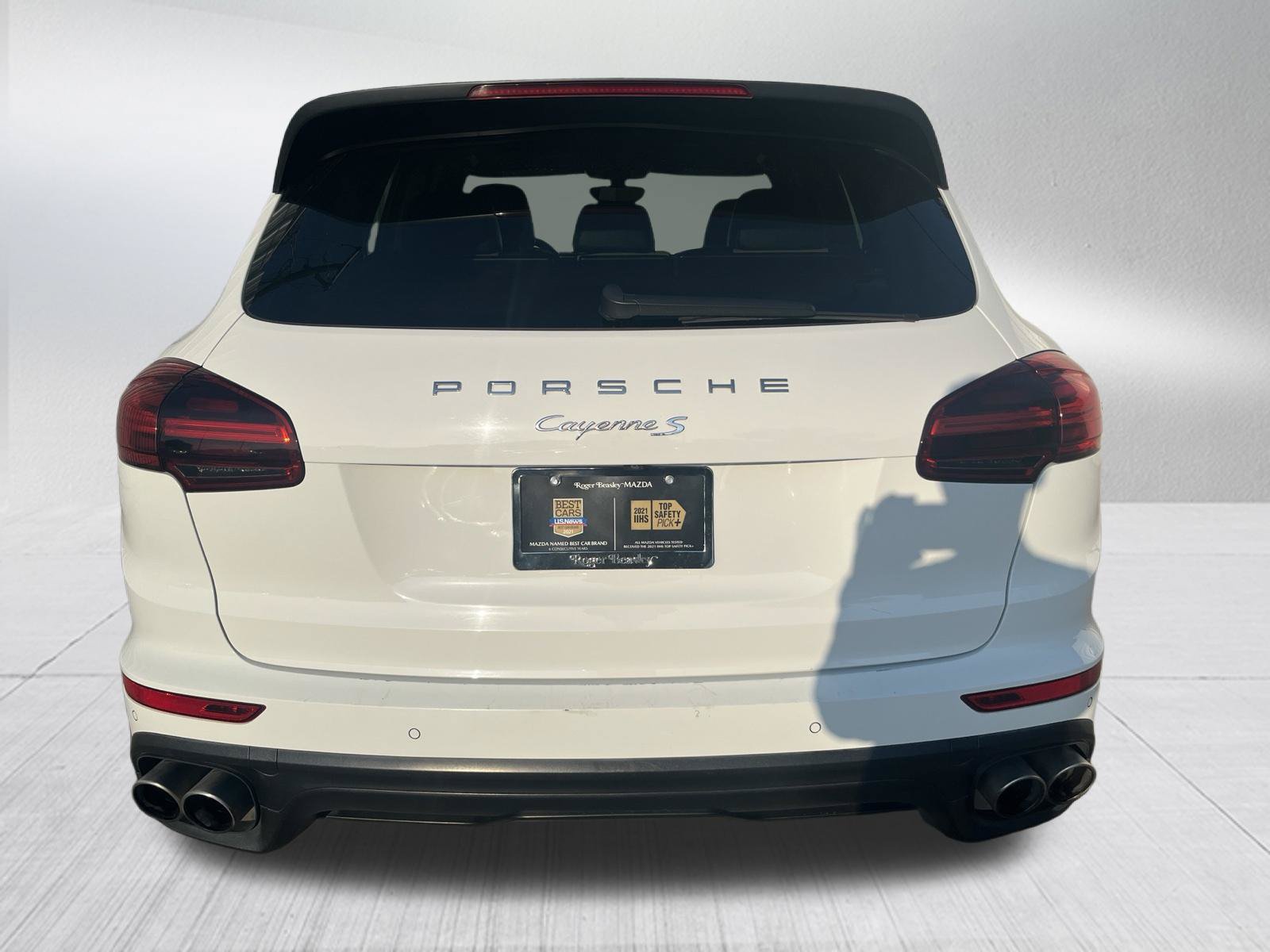 Used 2017 Porsche Cayenne S AWD/4WD image 7