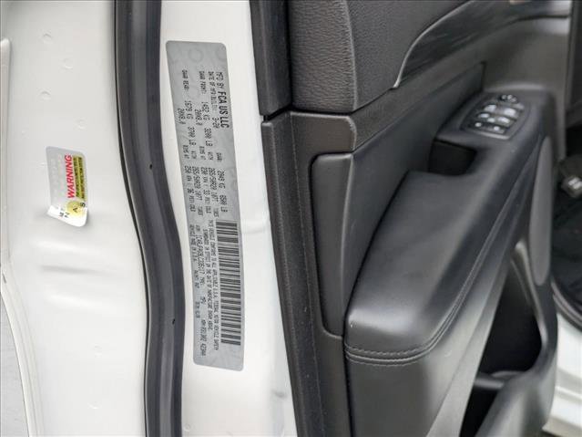 Used 2020 Jeep Grand Cherokee Altitude image 25