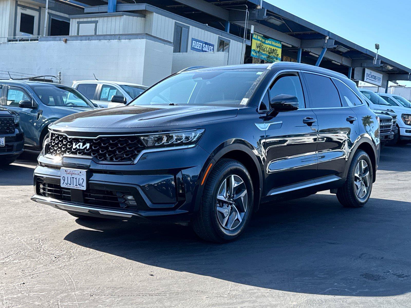 Used 2023 Kia Sorento EX FWD image 4