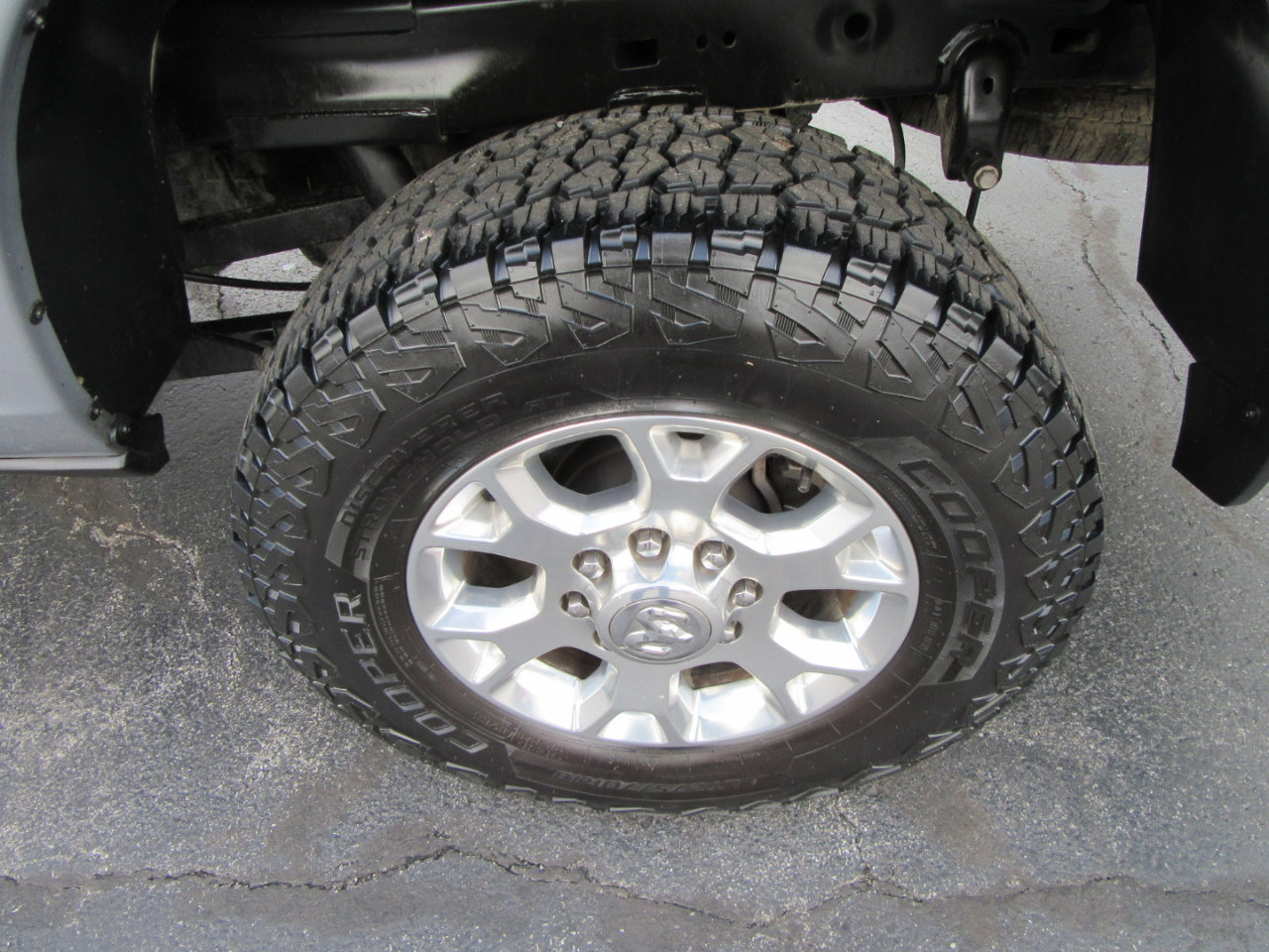 Used 2024 RAM 2500 Laramie image 23