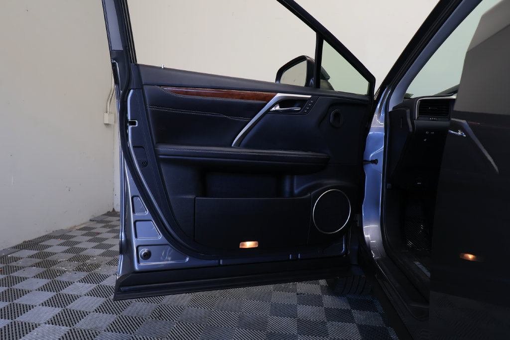 Used 2018 Lexus RX 350L FWD image 15