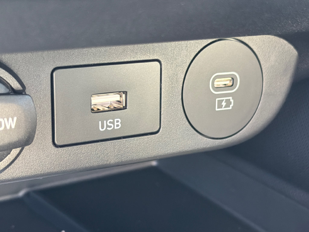 New 2026 Hyundai Elantra SEL Sport FWD image 31