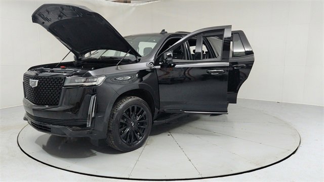 Used 2021 Cadillac Escalade Premium Luxury image 9