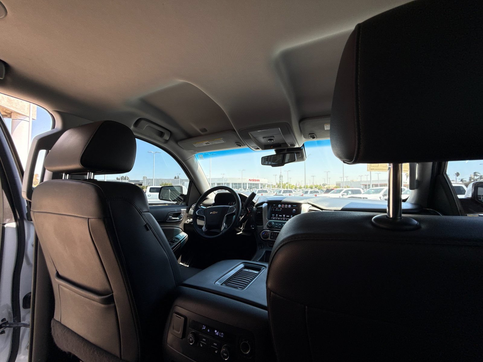 Used 2016 Chevrolet Suburban LT w/ Luxury Package RWD image 16