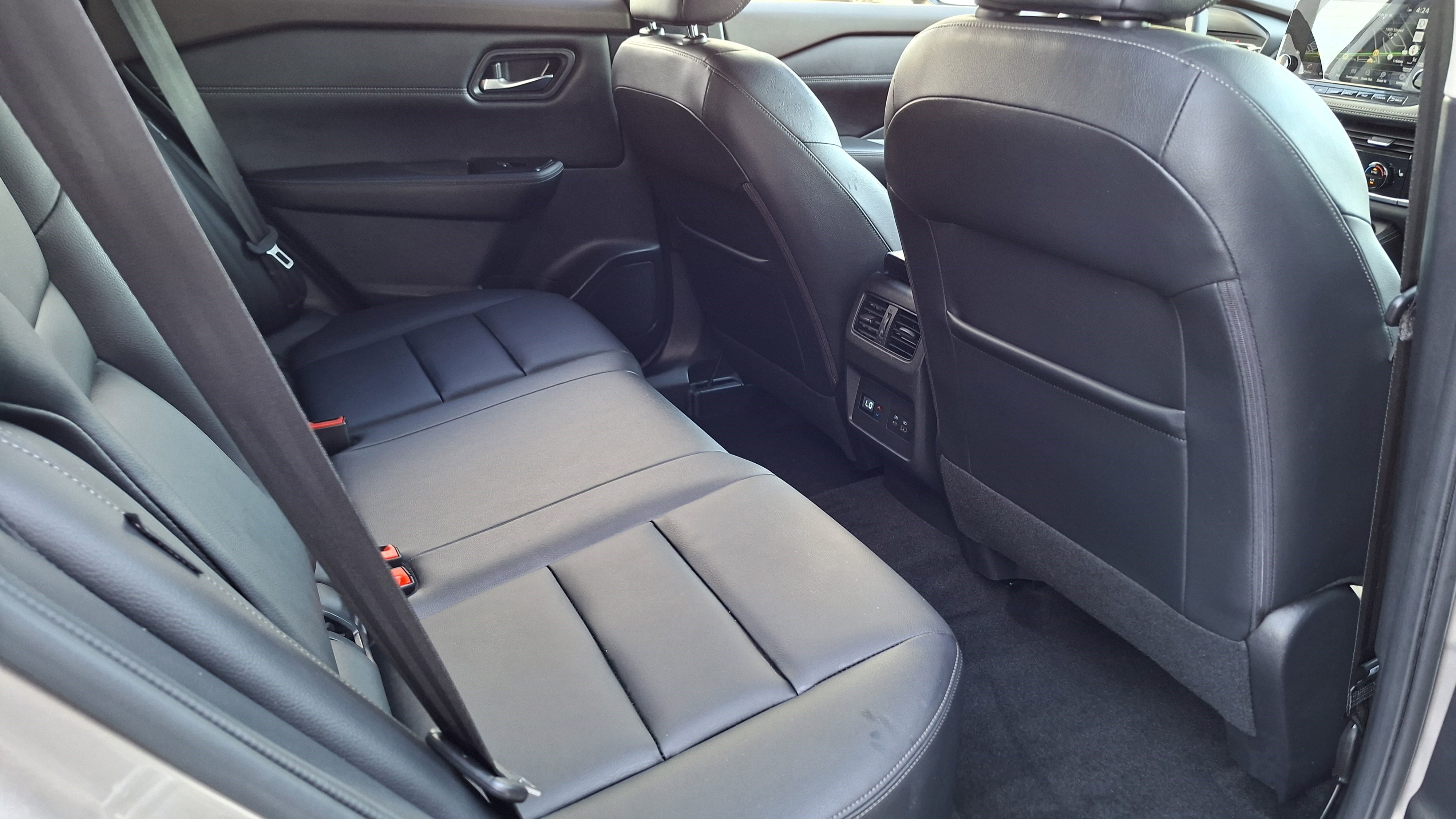 Certified 2022 Nissan Rogue SL w/ SL Premium Package image 22