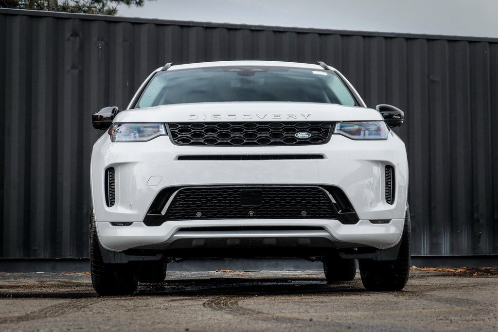 Used 2025 Land Rover Discovery Sport S image 5