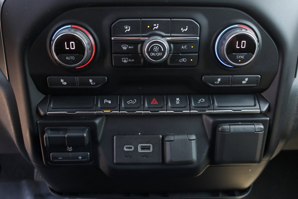 Used 2020 Chevrolet Silverado 2500 LT w/ Fleet Comfort Package image 32