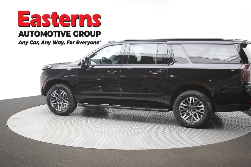 Used 2025 Chevrolet Suburban Z71 AWD/4WD image 65