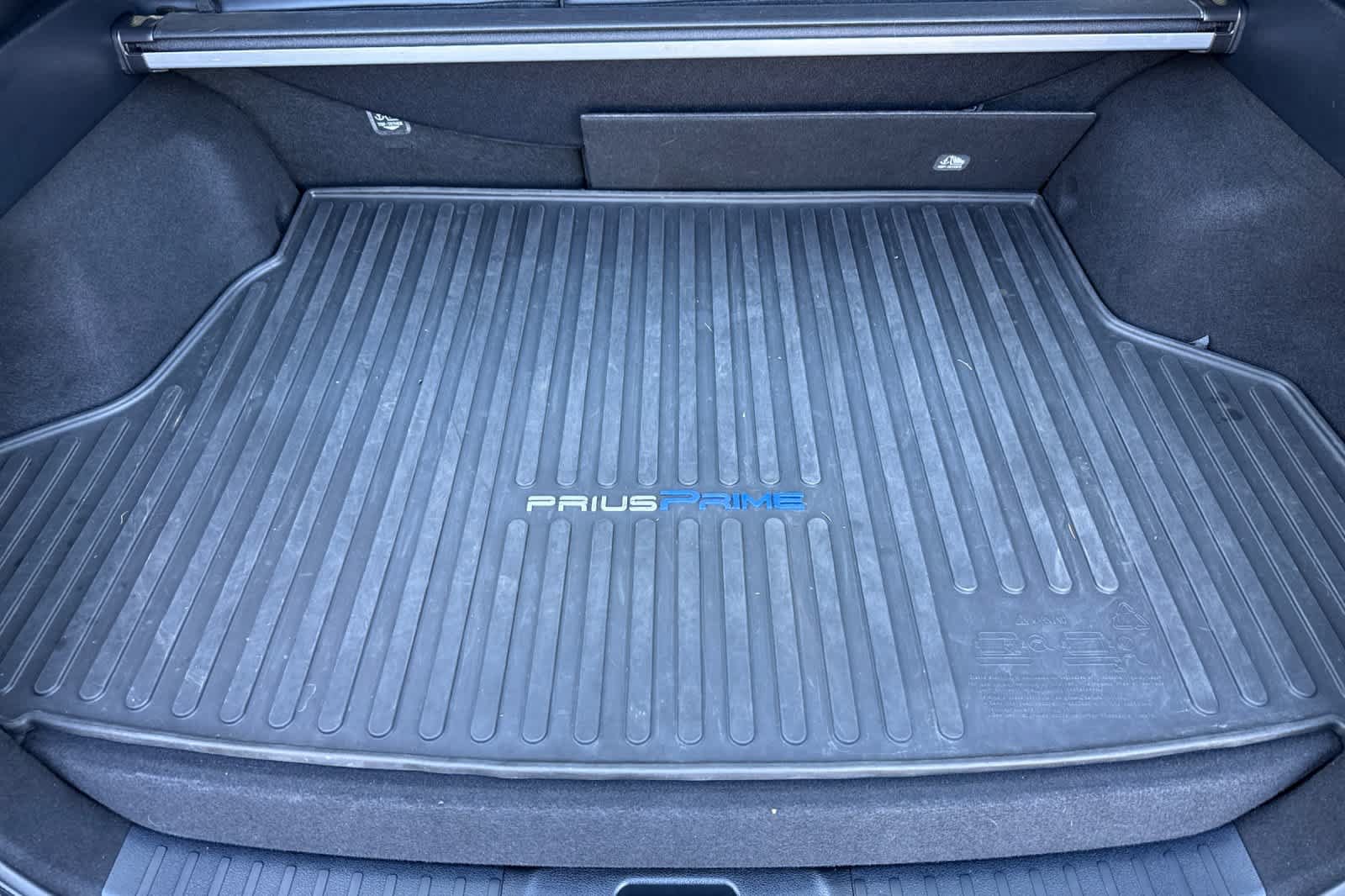 Used 2020 Toyota Prius Prime XLE FWD image 15