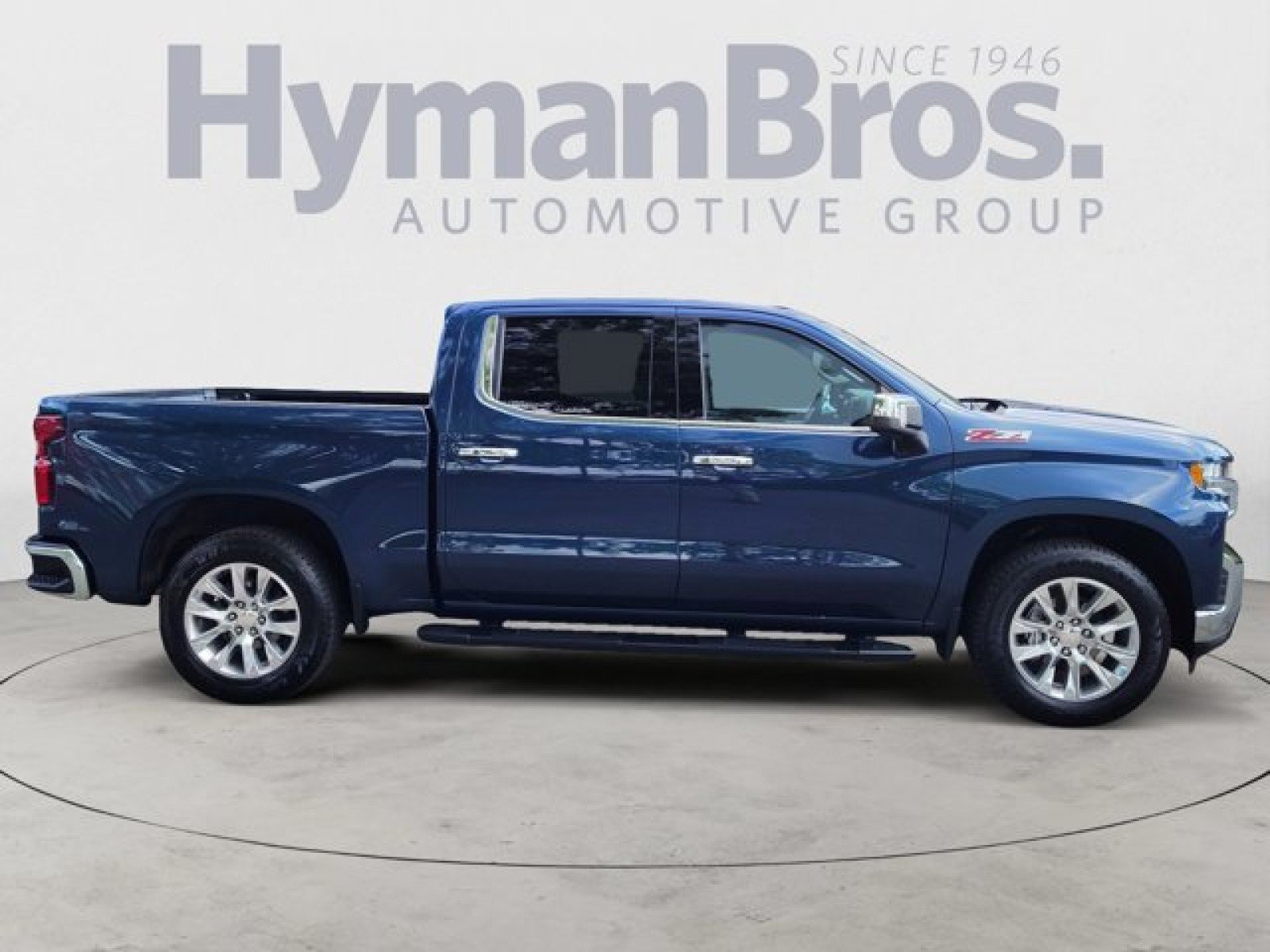 Used 2021 Chevrolet Silverado 1500 LTZ AWD/4WD image 2