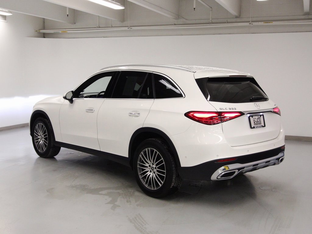 Certified 2025 Mercedes-Benz GLC 300 GLC 300 image 8