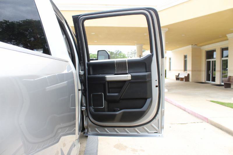 Used 2020 Ford F250 Lariat AWD/4WD image 30
