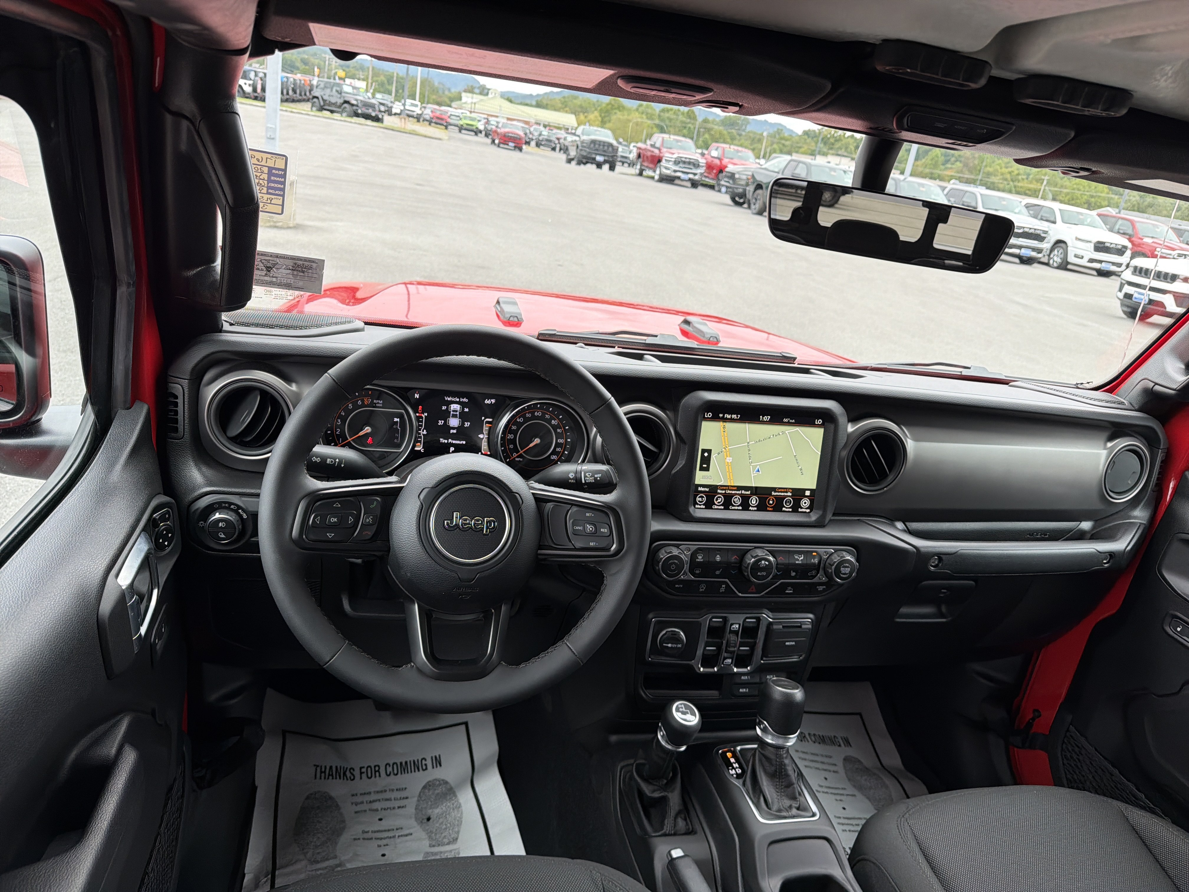 Used 2023 Jeep Gladiator Sport AWD/4WD image 14
