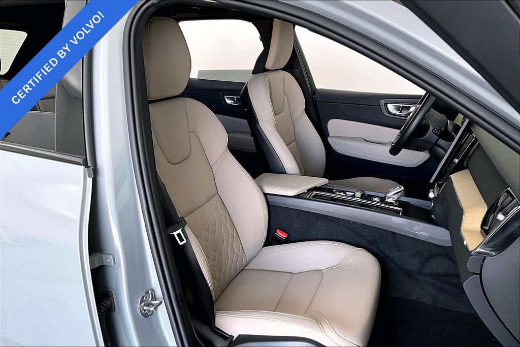 Certified 2026 Volvo XC60 B5 Plus AWD/4WD image 8