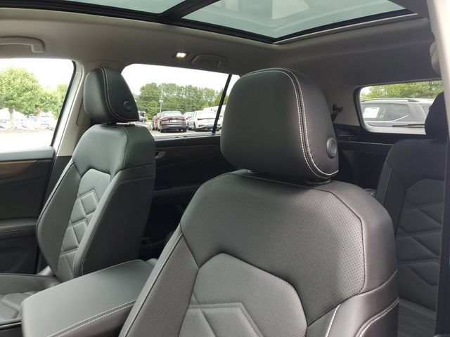 New 2026 Volkswagen Atlas SE FWD image 16