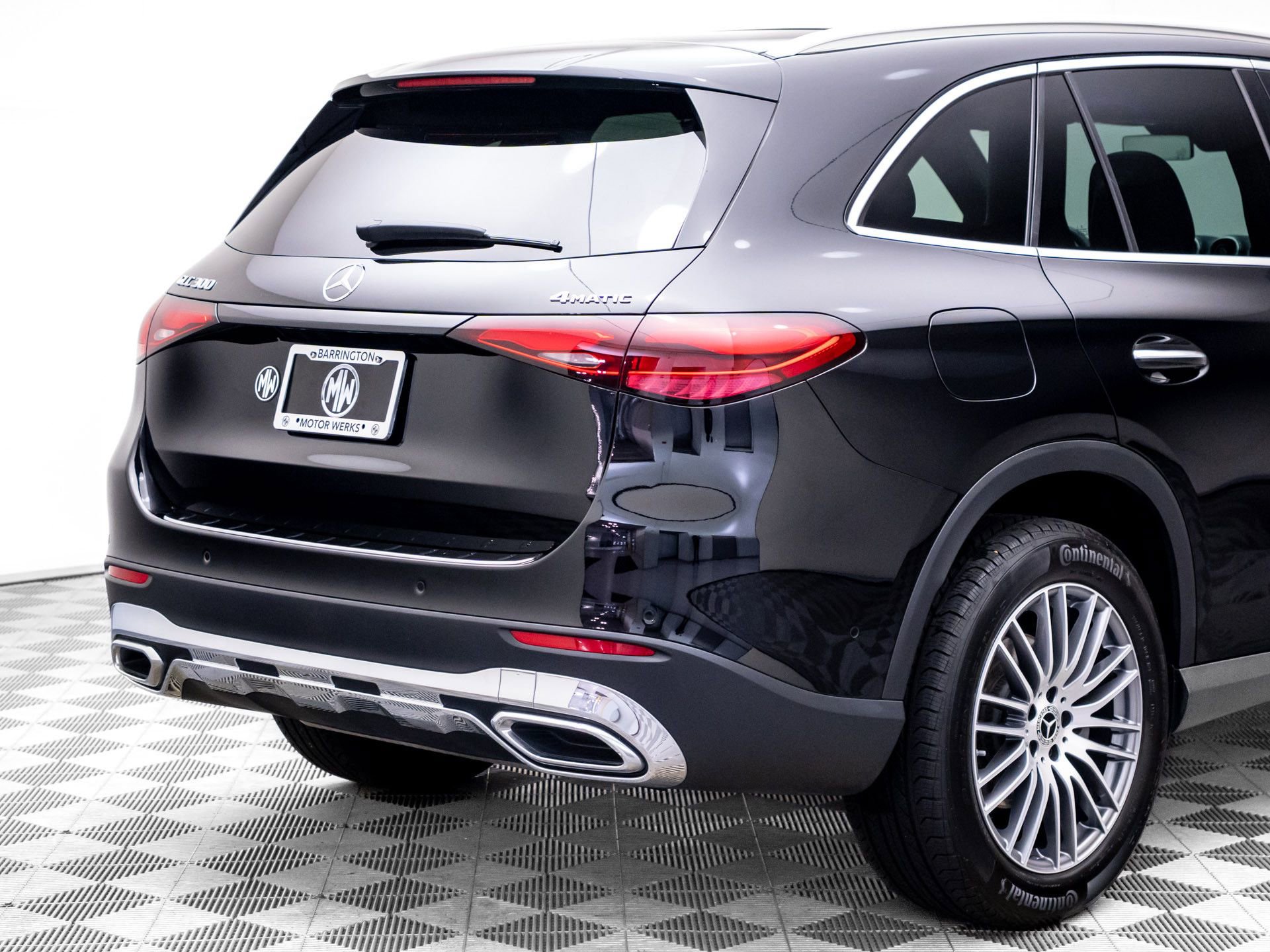 Used 2024 Mercedes-Benz GLC 300 4MATIC image 35