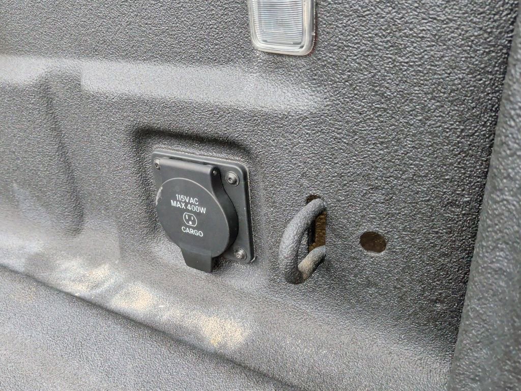 Used 2024 Jeep Gladiator Sport image 47